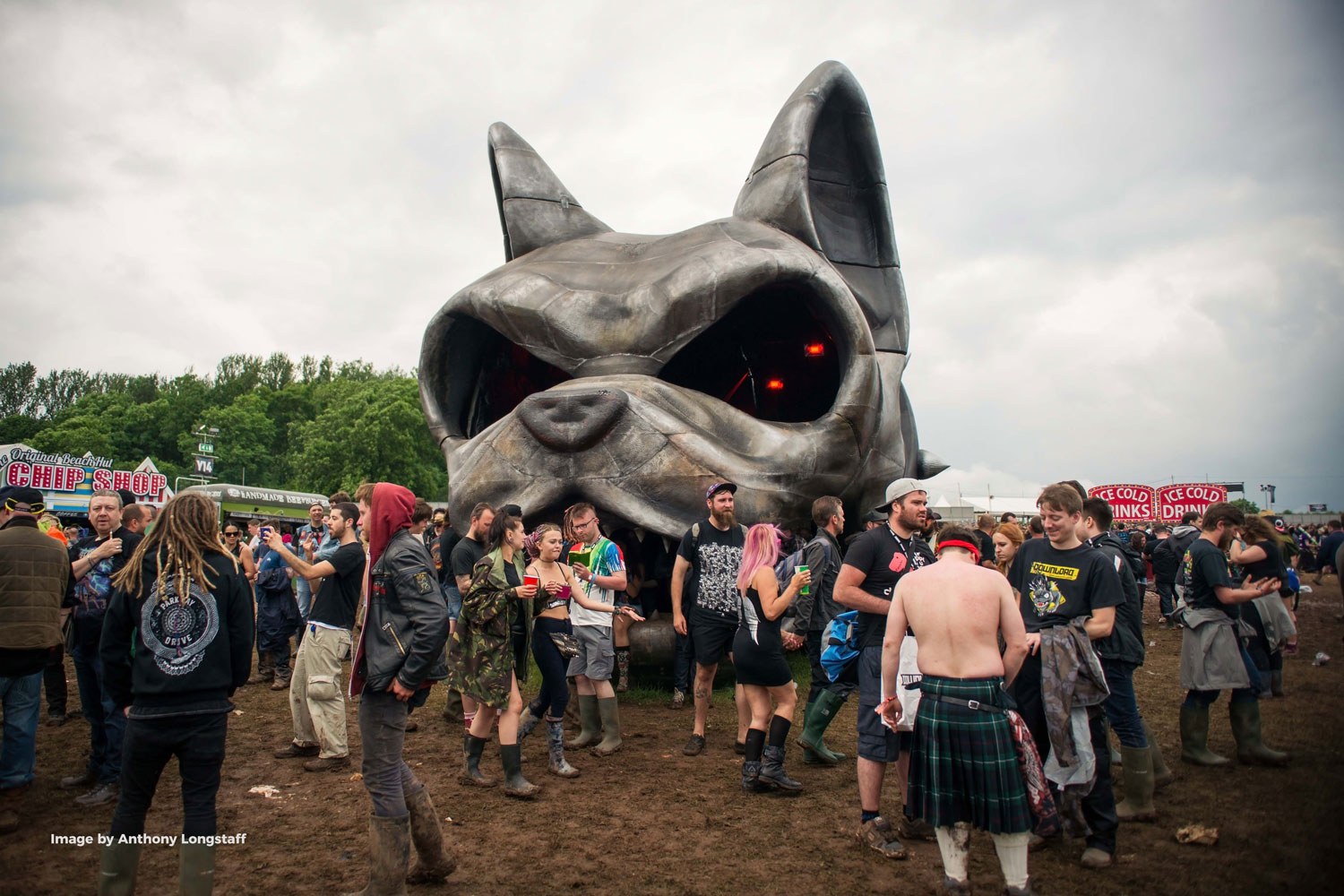 Download Festival Dog - BreakTheMould - Props, Sculptures & Structures ...